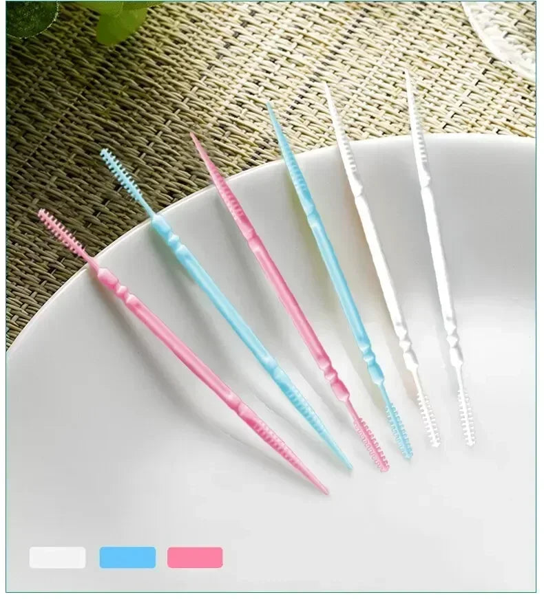 Portable Ultra Fine Toothpick Disposable Family Box Packed Pick Double Head High End Personality Creative Fruit Stick 200 Pieces