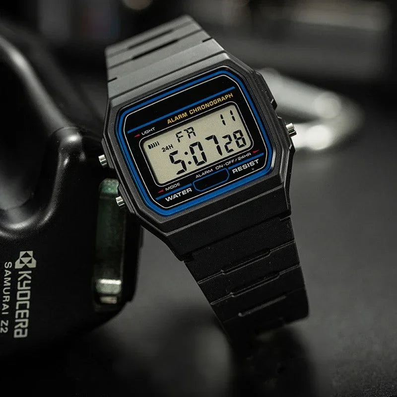 Sports-Casual Men's Square LED Watch - Digital Display Minimalist Wristwatch Ideal for Students & Daily Activities